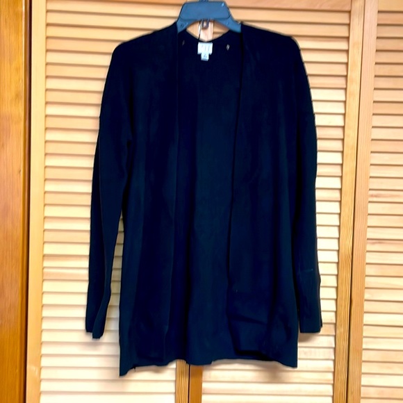 This is a long black sweater, no buttons.              a.n.d. e a w y size S - Picture 1 of 7